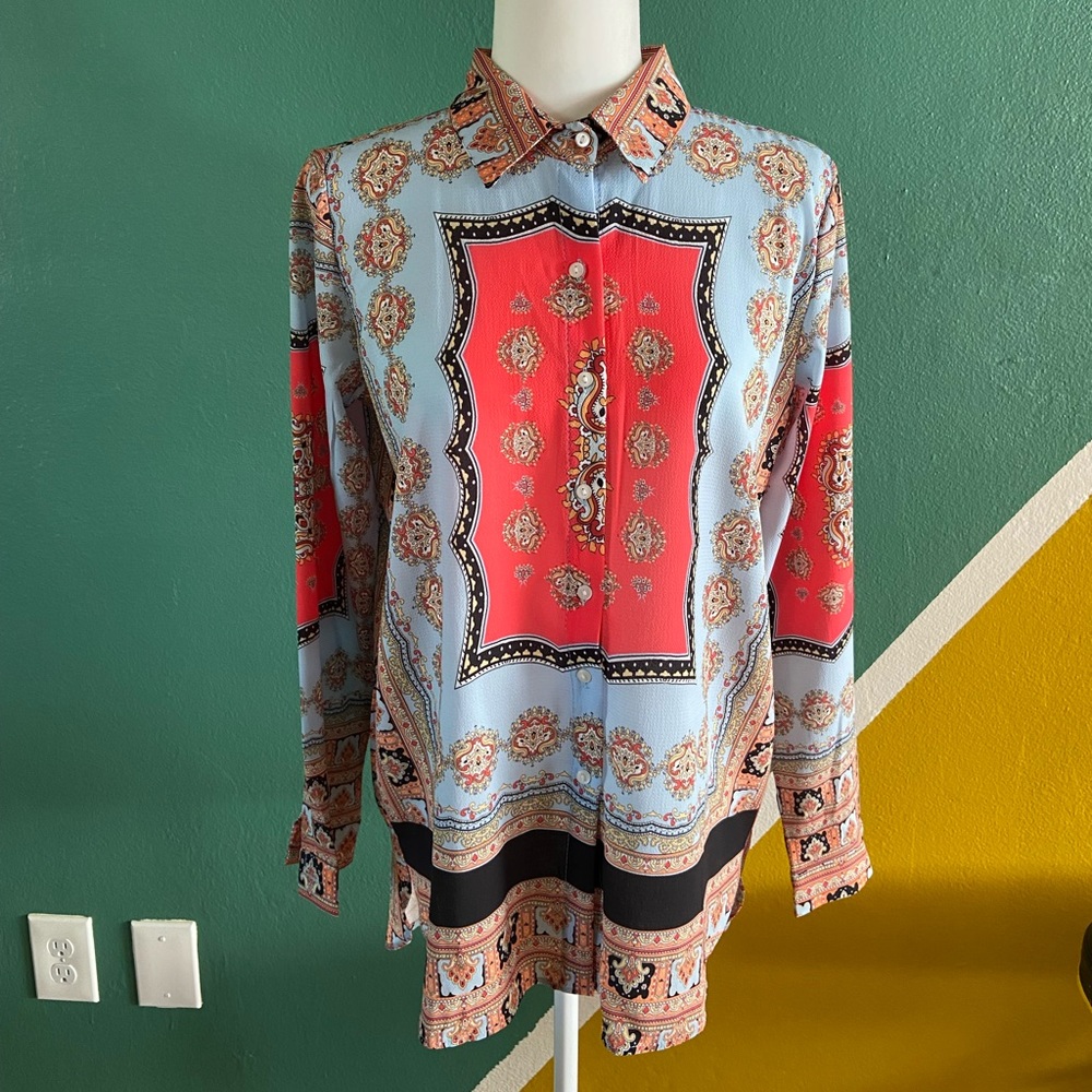 Women’s Blouse Button Up
